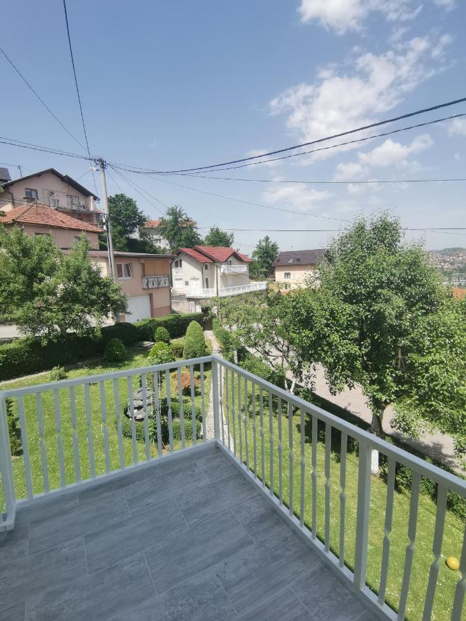 Apartment Hill